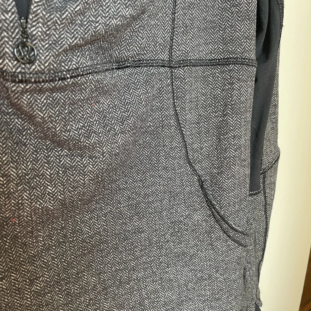 Lululemon Base Runner 1/2 zip pullover jacket top 8
